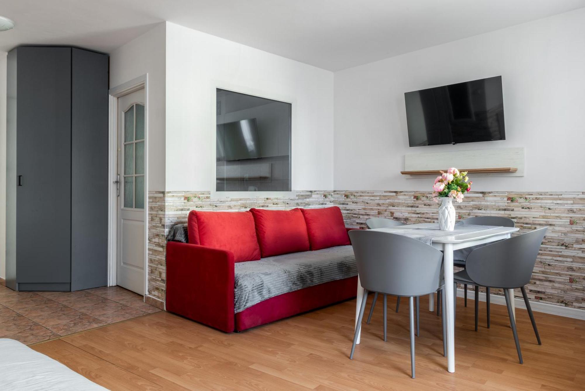 Apartament Diamond 35m2, 4 Osoby, Balkon, Free Parking Apartment *
